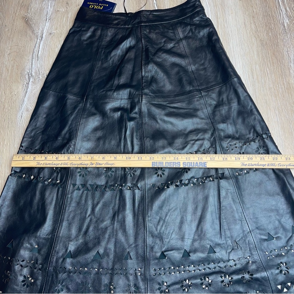 RALPH LAUREN Women’s
Perforated Lambskin A-line MIDI Skirt Grunge Black Size 0 - Picture 11 of 14